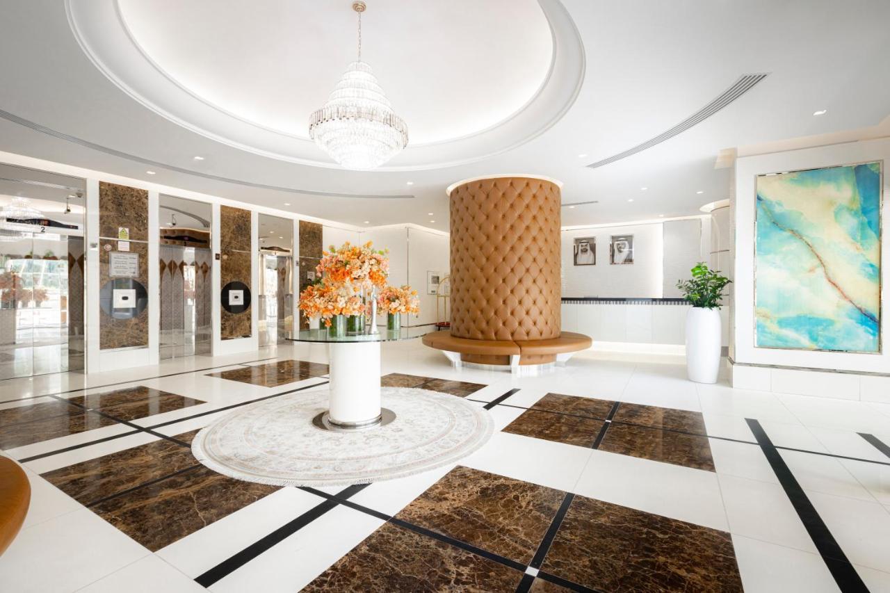Golden Sands Hotel & Residences Charjah Extérieur photo
